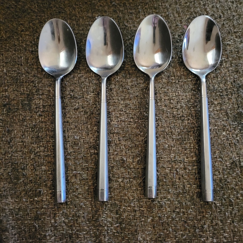Hampton Silversmiths Stainless China 028 Teaspoons Set of 4 Silverware Flatware